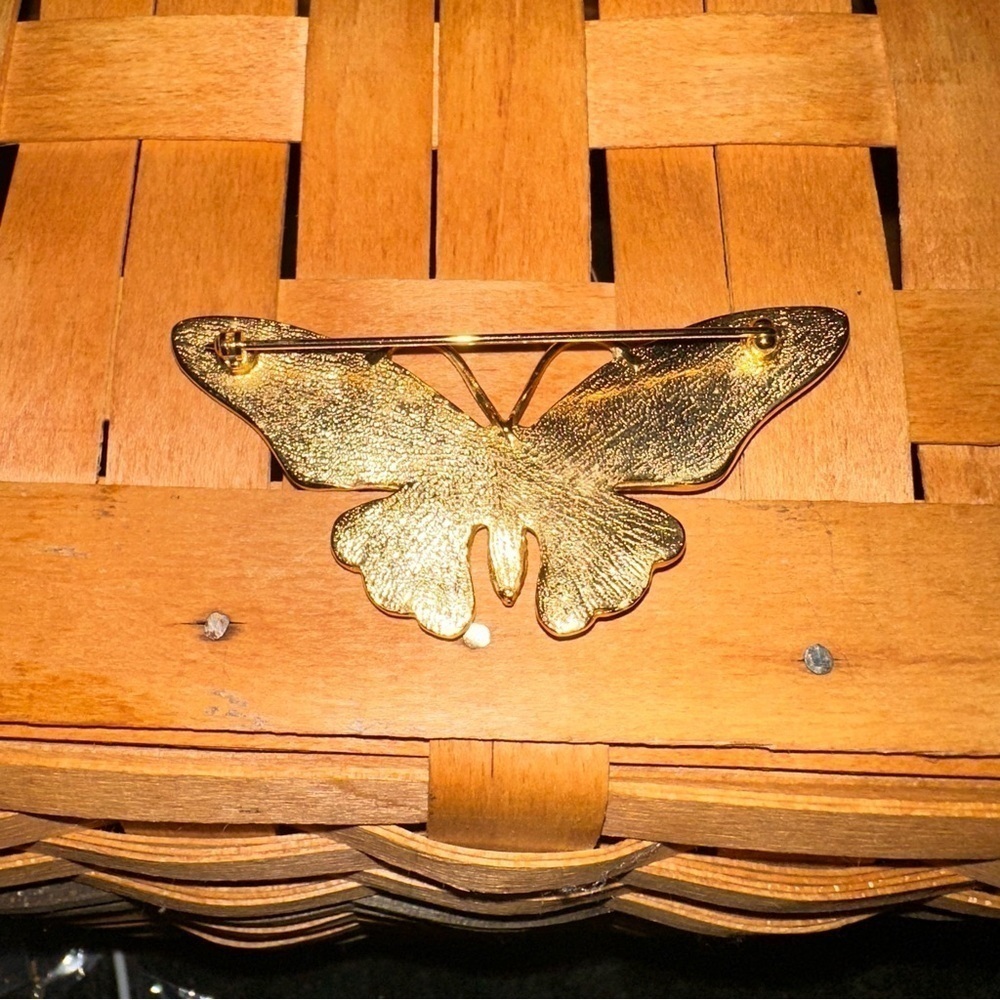 Vintage Enamel Monarch Butterfly pin - Picture 2 of 2